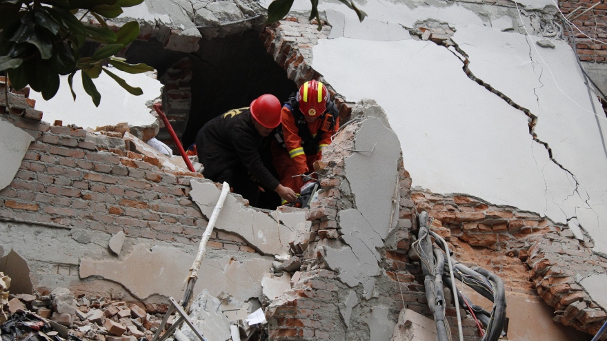 93 người thiệt mạng, hơn 2.700 dư chấn sau động đất ở Tứ Xuyên